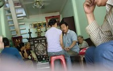 Chữa bá bệnh bằng… gạo rang, dầu cù là