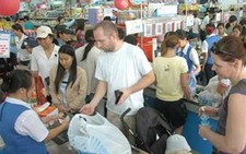 Tưng bừng mua sắm tết