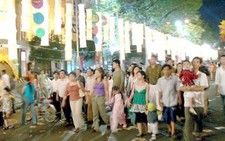 Bức tranh xuân bị bôi bẩn!