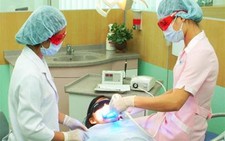 Tẩy trắng răng có... khuyến mãi!