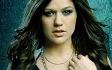 Kelly Clarkson - từ thần tượng âm nhạc đến diva trẻ