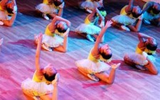 Ngày hội dành cho các vũ đoàn