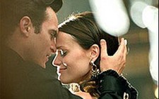 Walk the Line: Phim tiểu sử âm nhạc hay nhất