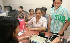 Sinh viên vay vốn ngân hàng: Mỗi nơi làm mỗi kiểu