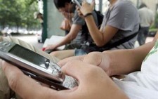 Cai nghiện điện thoại di động