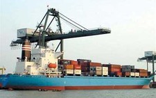 Thiếu hụt lao động gây khó cho doanh nghiệp