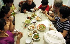 Nhớ... cơm nhà