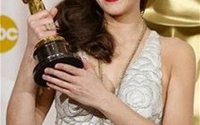 Marion Cotillard được mời vào Viện Hàn lâm điện ảnh Mỹ
