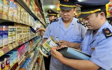 Trung Quốc: Sữa bị nhiễm hóa chất do nông dân!