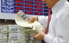 Hàn Quốc chi 100 tỷ USD hỗ trợ các ngân hàng