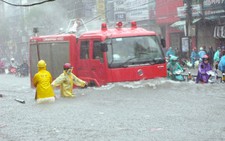 Hà Nội ngập nặng vì mưa lớn
