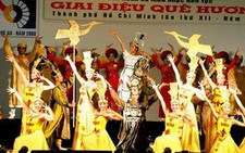 Liên hoan ca múa nhạc dân tộc 