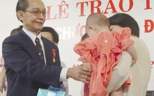 Phong tặng danh hiệu Anh hùng lao động cho GS.BS Trần Đông A
