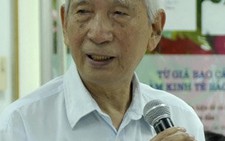 Nhà nghiên cứu Nguyễn Đình Đầu nhận giải 