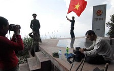 Lên với cực tây Tổ quốc
