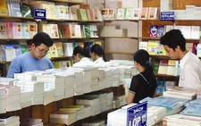 Giám đốc Sở GD-ĐT hoặc hiệu trưởng có thể được chọn SGK