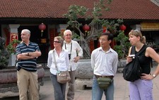 Miễn lệ phí visa cho khách quốc tế theo tour 