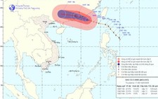 Bão số 5 gần đến HongKong - Biển Đông động mạnh