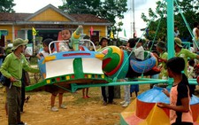 Khu vui chơi cho trẻ em miền núi