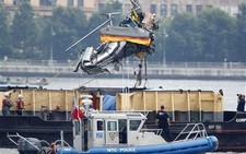 Tìm thấy 7 thi thể trong vụ máy bay đâm nhau ở New York