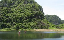 Tràng An - bình yên mênh mang