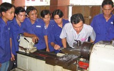 Vấn nạn chạy theo bằng cấp