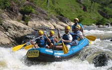 Năm 2010: du lịch từ thiện - mạo hiểm lên ngôi