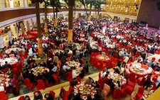 Điều tra một quan chức Trung Quốc làm tiệc cưới linh đình cho con