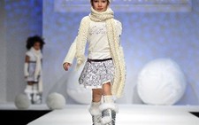 Ngộ nghĩnh người mẫu nhí