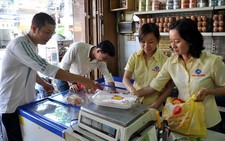 Dồi dào thực phẩm ngày tết