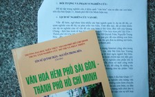 Quanh việc 