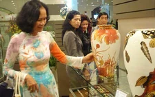 Festival gốm sứ đầu tiên