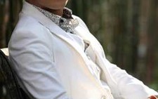 Hồ Trung Dũng: tự tin tiếp thị bằng giọng hát