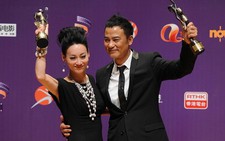 Thập nguyệt vây thành thắng lớn tại giải Kim Tượng 2010