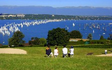 Đến Geneve ngắm thuyền buồm