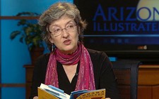 Nữ văn sĩ Barbara Kingsolver đã thắng giải Orange