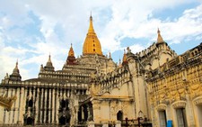 Dưới bóng Bagan