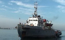 Cứu sống 14 ngư dân