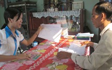 Dân hùn vốn xây nhà, mua máy vi tính
