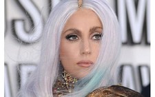Lady Gaga ra nhãn hiệu nước hoa mang tên mình