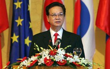 Đổi mới đồng bộ kinh tế và chính trị