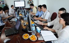 Ra mắt 