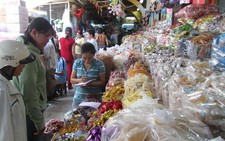 Cẩn thận mứt Tết không rõ nguồn gốc