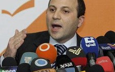 Chính phủ Lebanon sụp đổ