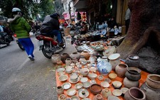 Cuối năm đi chợ đồ cổ, đồ cũ