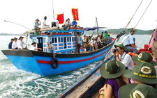 Khai thác du lịch biển đảo