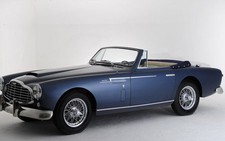 Đấu giá chiếc Aston Martin hàng hiếm