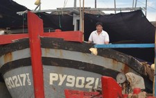 Tàu cá Việt Nam bị bắn đuổi