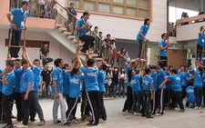 Thủ lĩnh sinh viên tranh tài