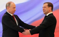 Putin đề cử Medvedev làm thủ tướng